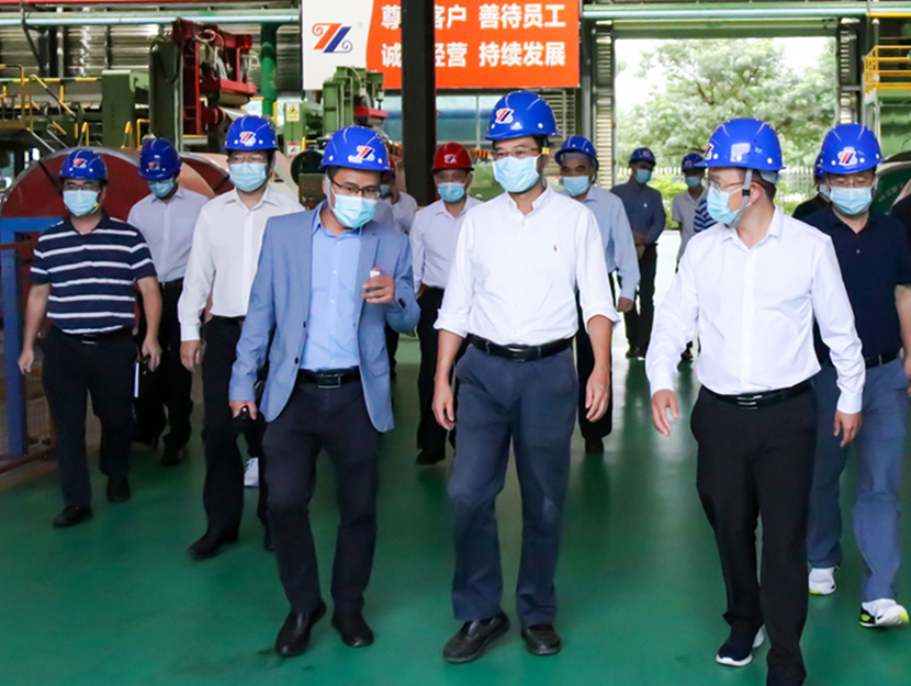 2021年10月，广东省肇庆市委副书记、市长许晓雄一行莅临肇庆宏旺考察调研